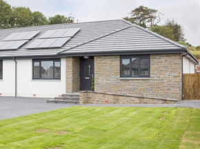 4 Mote View-Uk37497